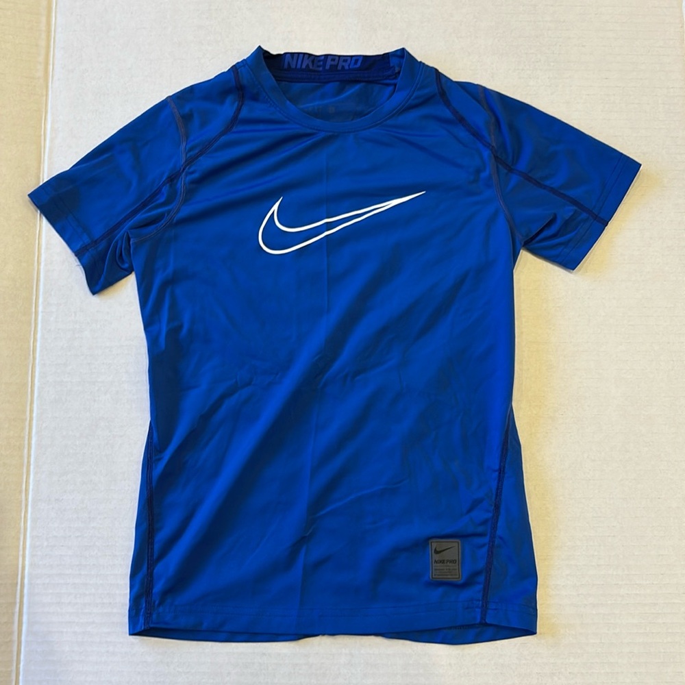Nike Pro Dri-Fit size S boys sport shirt poly/spandex